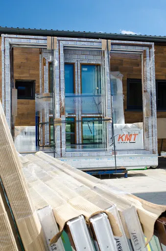 AGEM Legnica - Okna, Drzwi, Bramy, Rolety, Parapety